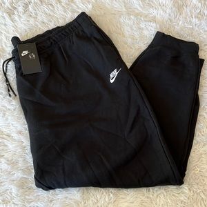 Nike Regular Fit Sweatpants